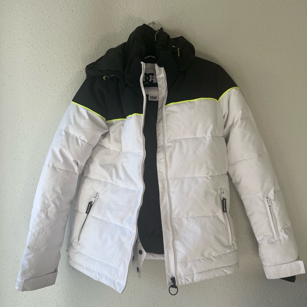 Snow jacket